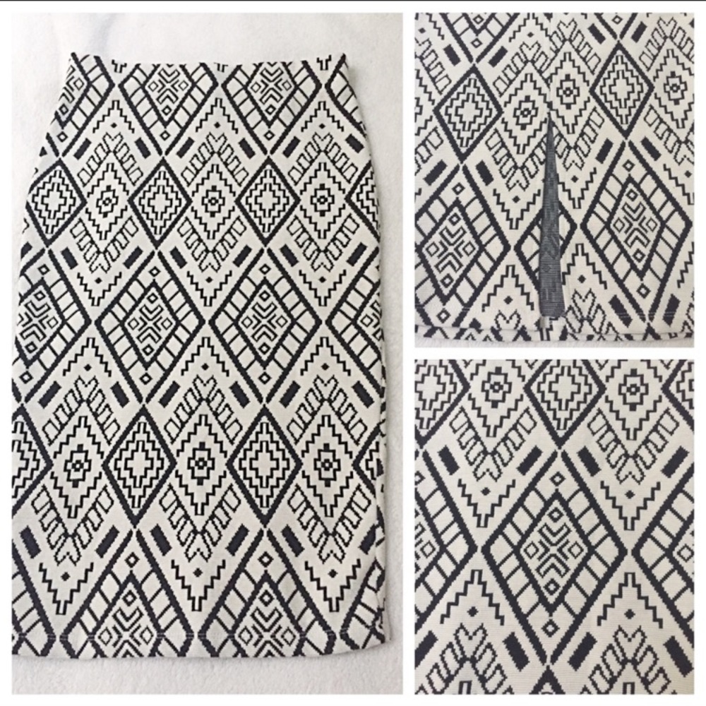 Zara Stretch Pencil Skirt Patterned
